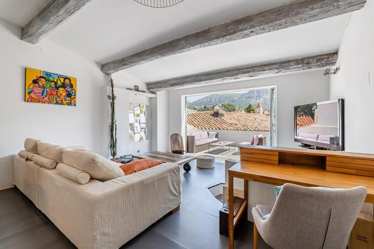 Le Duplex tropézienne par Dodo-a-Cassis Appartement